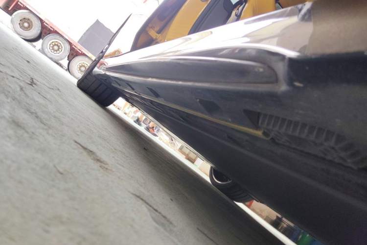 Used Xiaomi Auto SU7 Ultra 2025 Ultra Model Chassis Front Right