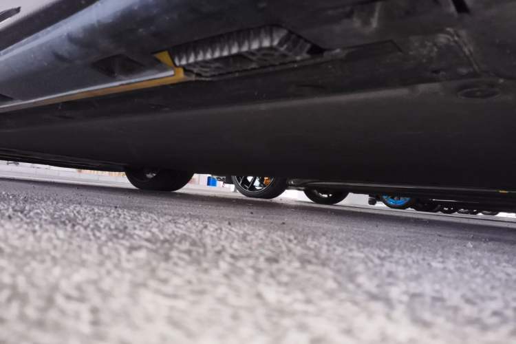 Used Xiaomi Auto SU7 Ultra 2025 Ultra Model Chassis Rear Left