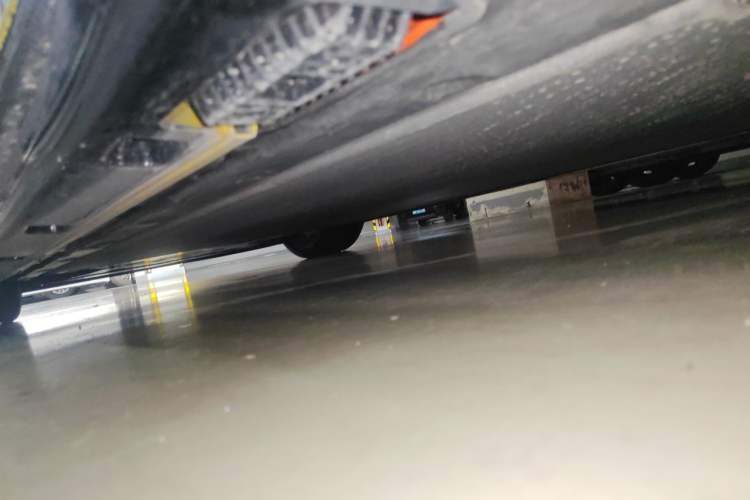 Used Xiaomi Auto SU7 Ultra 2025 Ultra Model Chassis Rear Left