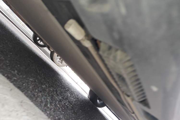 Used Xiaomi Auto SU7 Ultra 2025 Ultra Model Chassis Rear Right