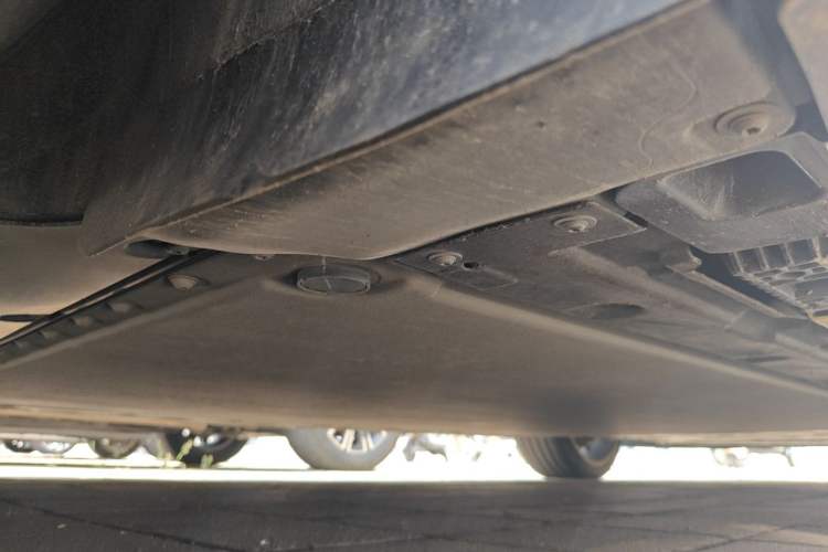 Used Xiaomi Auto SU7 Ultra 2025 Ultra Model Chassis Rear Right
