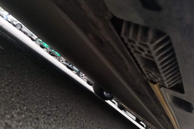 Used Xiaomi Auto SU7 Ultra 2025 Ultra Model Chassis Rear Right