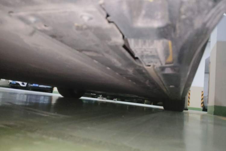 Used Xiaomi Auto SU7 Ultra 2025 Ultra Model Chassis Rear Right