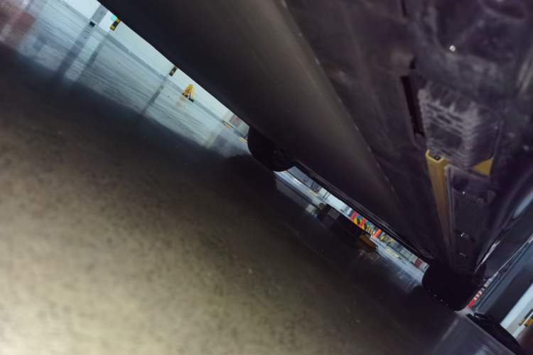 Used Xiaomi Auto SU7 Ultra 2025 Ultra Model Chassis Rear Right