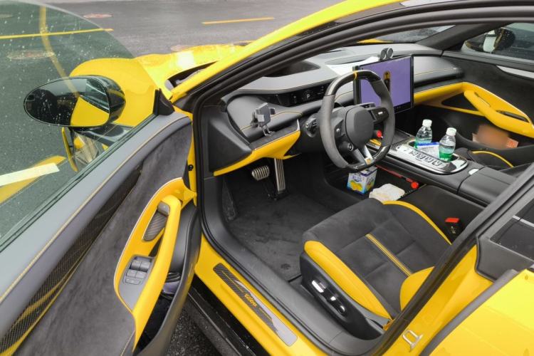 Used Xiaomi Auto SU7 Ultra 2025 Ultra Model Driver Seat