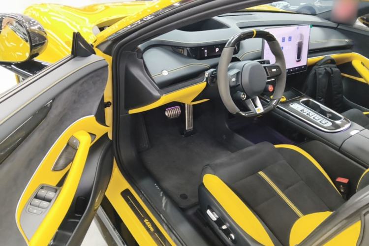 Used Xiaomi Auto SU7 Ultra 2025 Ultra Model Driver Seat
