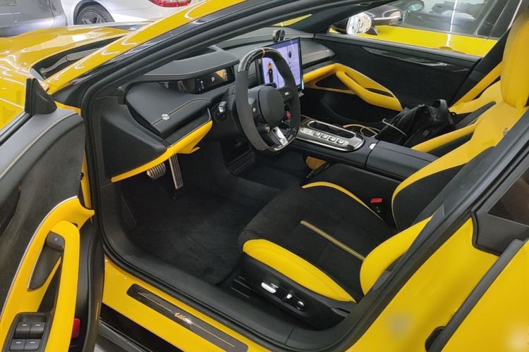 Used Xiaomi Auto SU7 Ultra 2025 Ultra Model Driver Seat