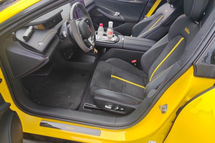Used Xiaomi Auto SU7 Ultra 2025 Ultra Model Driver Seat