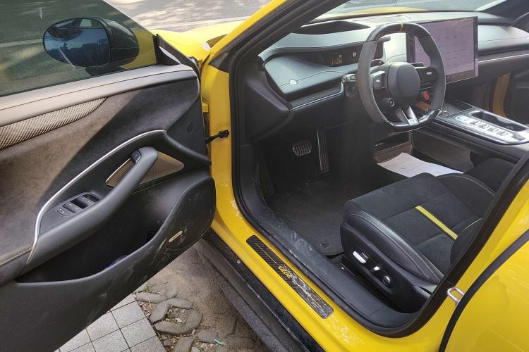 Used Xiaomi Auto SU7 Ultra 2025 Ultra Model Driver Seat