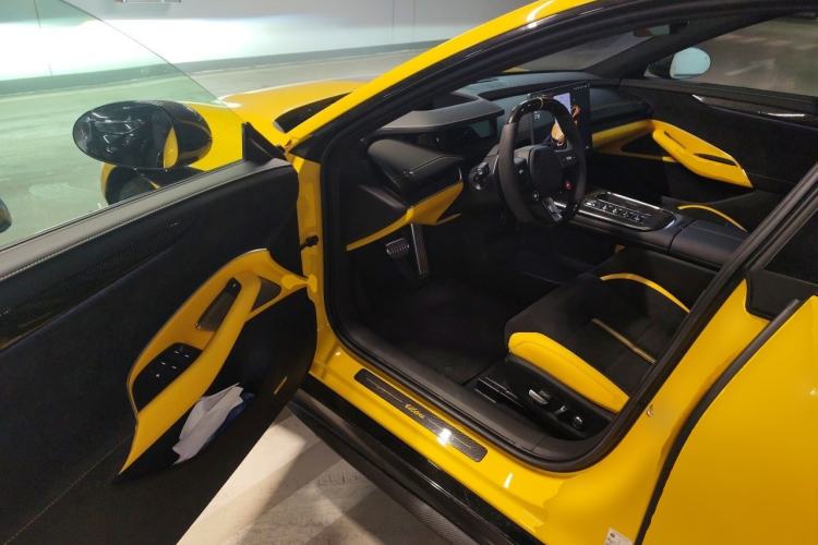Used Xiaomi Auto SU7 Ultra 2025 Ultra Model Driver Seat