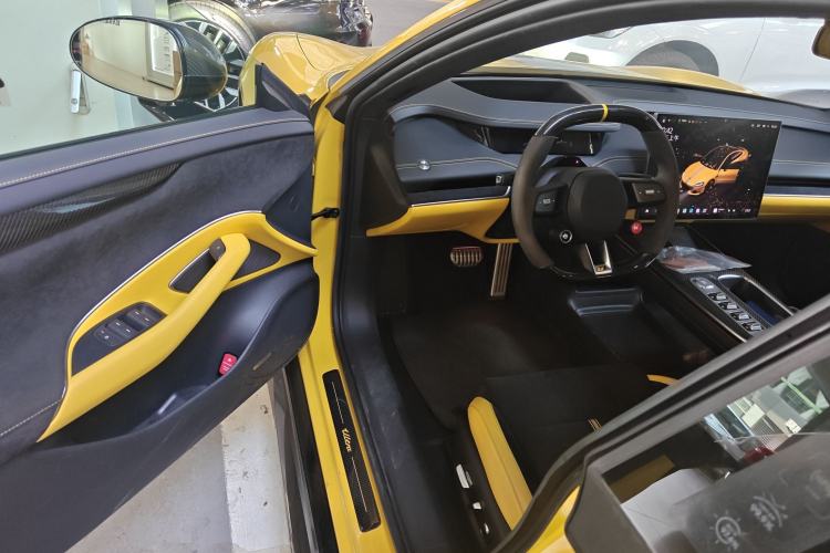 Used Xiaomi Auto SU7 Ultra 2025 Ultra Model Driver Seat