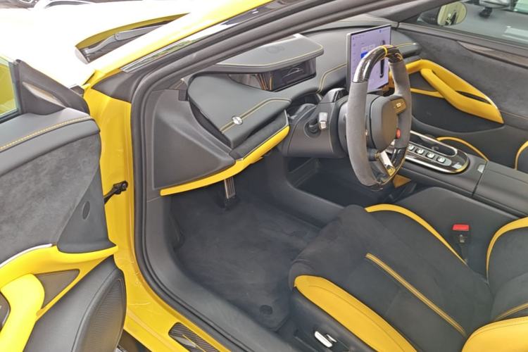 Used Xiaomi Auto SU7 Ultra 2025 Ultra Model Driver Seat