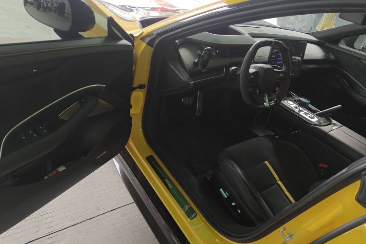 Used Xiaomi Auto SU7 Ultra 2025 Ultra Model Driver Seat