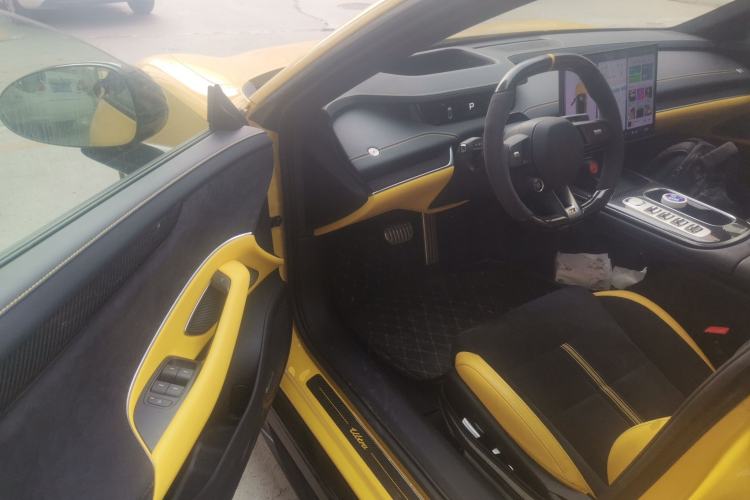 Used Xiaomi Auto SU7 Ultra 2025 Ultra Model Driver Seat