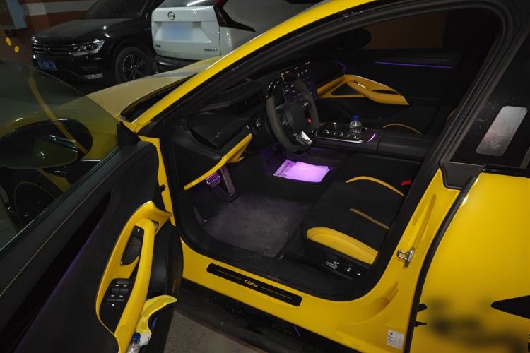 Used Xiaomi Auto SU7 Ultra 2025 Ultra Model Driver Seat