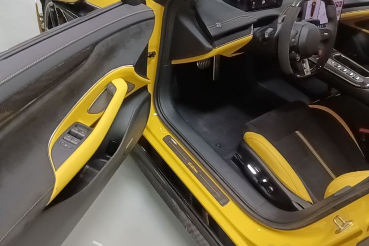 Used Xiaomi Auto SU7 Ultra 2025 Ultra Model Driver Seat