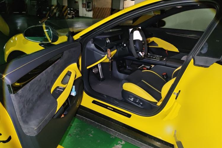 Used Xiaomi Auto SU7 Ultra 2025 Ultra Model Driver Seat
