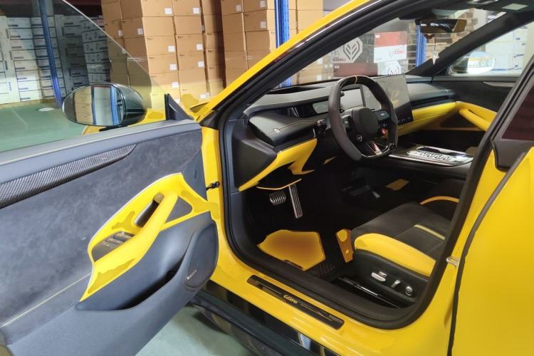 Used Xiaomi Auto SU7 Ultra 2025 Ultra Model Driver Seat