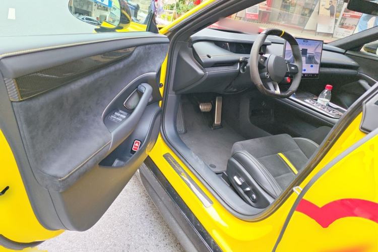 Used Xiaomi Auto SU7 Ultra 2025 Ultra Model Driver Seat