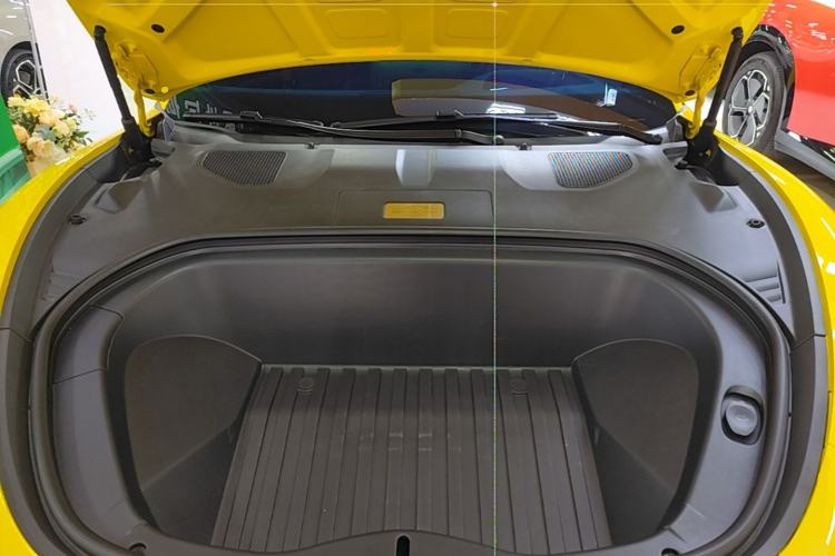 Used Xiaomi Auto SU7 Ultra 2025 Ultra Model Engine Bay