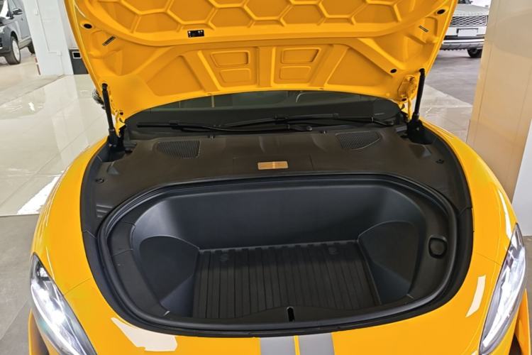 Used Xiaomi Auto SU7 Ultra 2025 Ultra Model Engine Bay