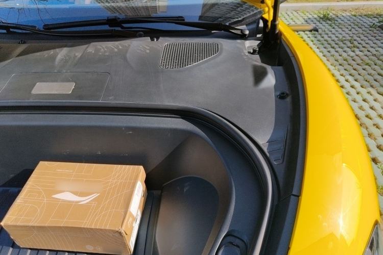 Used Xiaomi Auto SU7 Ultra 2025 Ultra Model Engine Bay Left