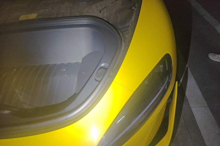 Used Xiaomi Auto SU7 Ultra 2025 Ultra Model Engine Bay Left