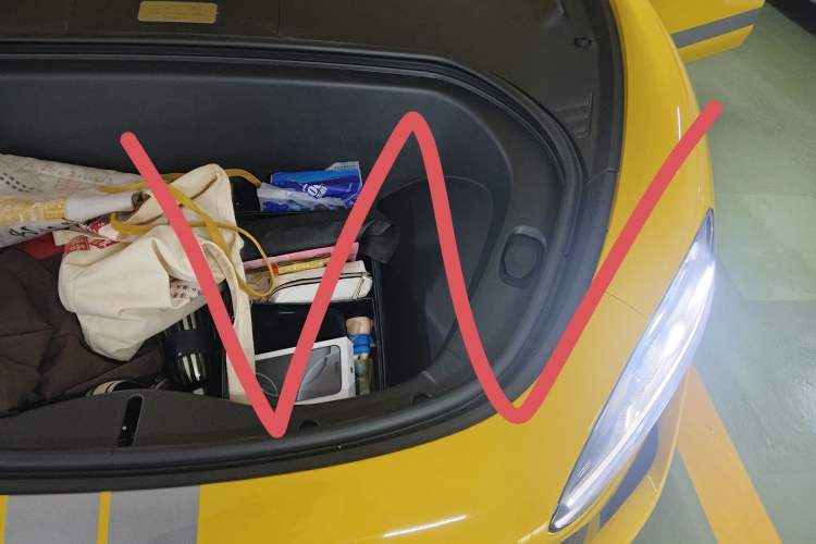Used Xiaomi Auto SU7 Ultra 2025 Ultra Model Engine Bay Left