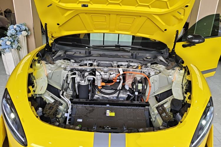 Used Xiaomi Auto SU7 Ultra 2025 Ultra Model Engine Bay