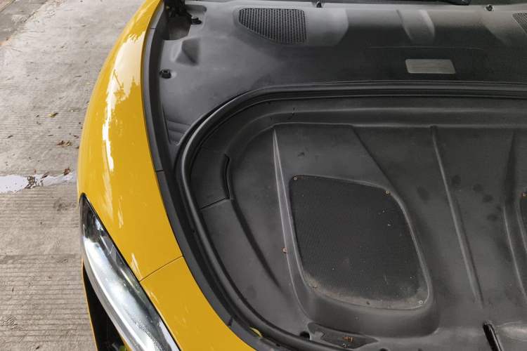 Used Xiaomi Auto SU7 Ultra 2025 Ultra Model Engine Bay Right