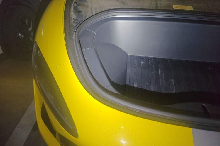 Used Xiaomi Auto SU7 Ultra 2025 Ultra Model Engine Bay Right