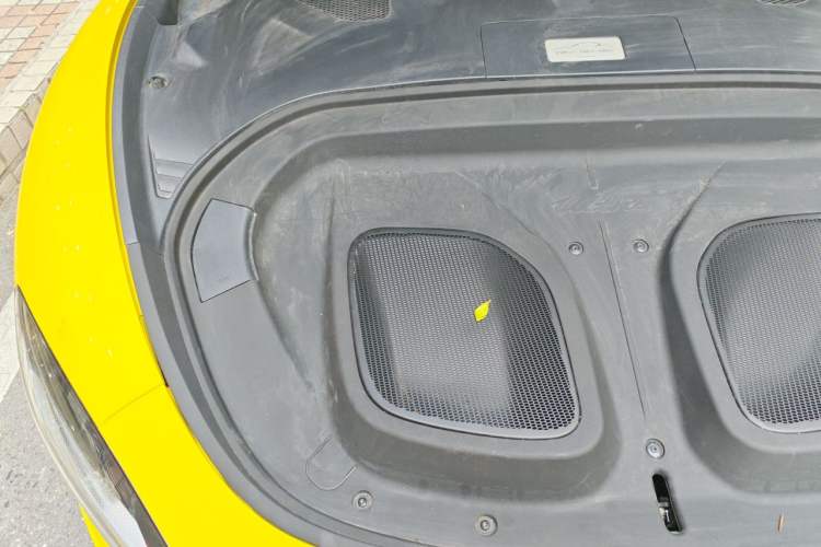Used Xiaomi Auto SU7 Ultra 2025 Ultra Model Engine Bay Right