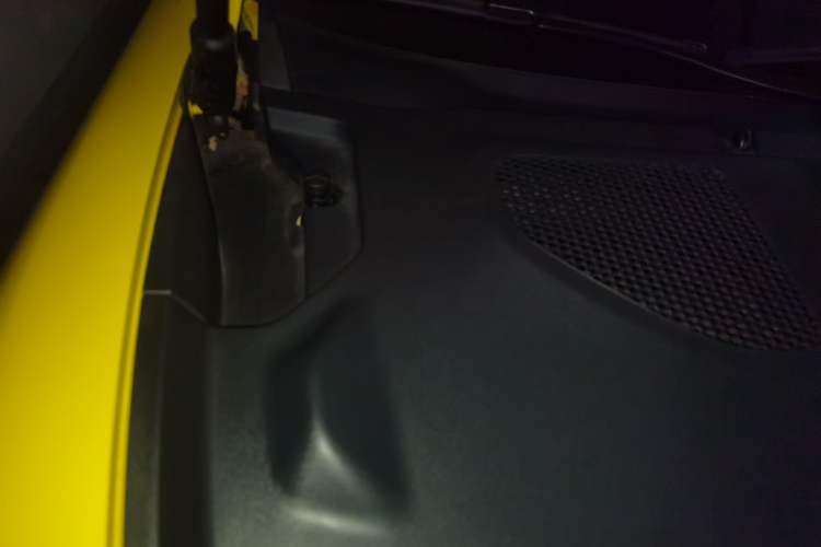 Used Xiaomi Auto SU7 Ultra 2025 Ultra Model Engine Bay Right