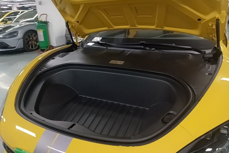Used Xiaomi Auto SU7 Ultra 2025 Ultra Model Engine Bay