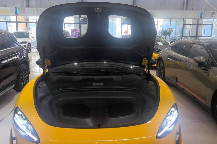 Used Xiaomi Auto SU7 Ultra 2025 Ultra Model Engine Bay