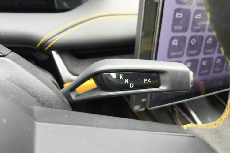 Used Xiaomi Auto SU7 Ultra 2025 Ultra Model Gear Lever