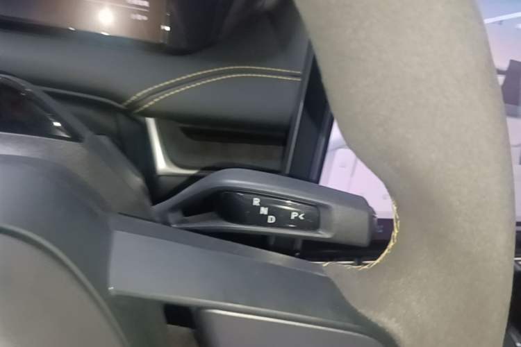 Used Xiaomi Auto SU7 Ultra 2025 Ultra Model Gear Lever