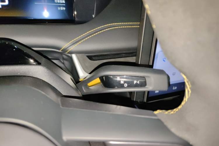 Used Xiaomi Auto SU7 Ultra 2025 Ultra Model Gear Lever