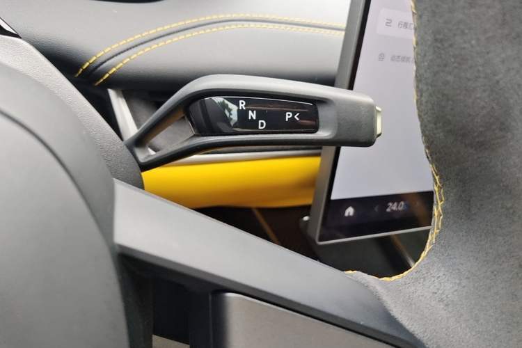 Used Xiaomi Auto SU7 Ultra 2025 Ultra Model Gear Lever