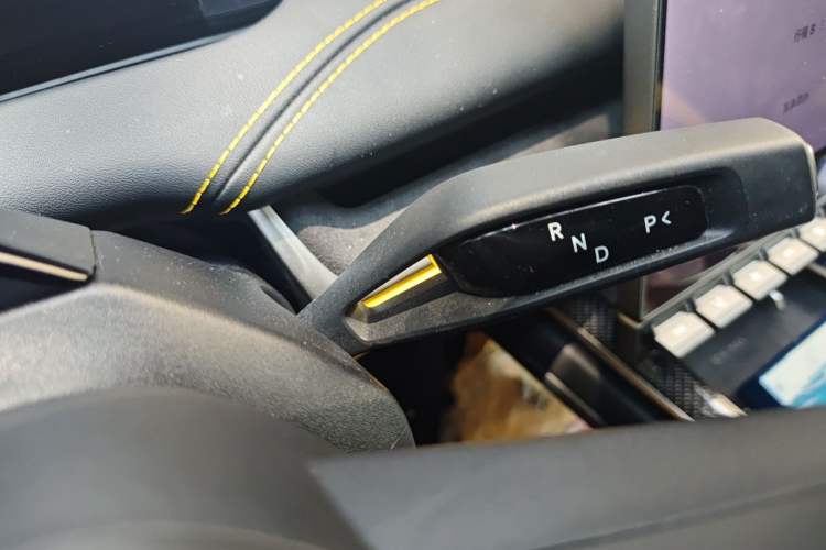 Used Xiaomi Auto SU7 Ultra 2025 Ultra Model Gear Lever