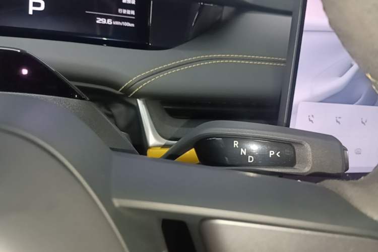 Used Xiaomi Auto SU7 Ultra 2025 Ultra Model Gear Lever