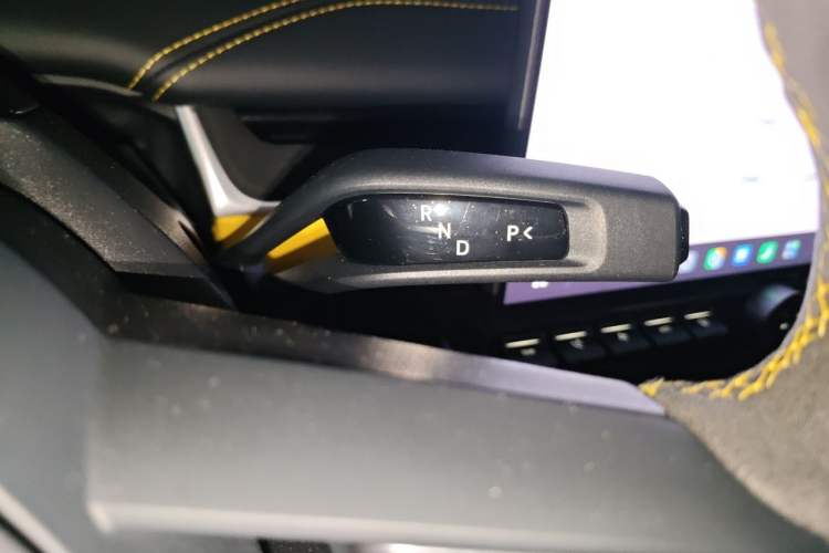 Used Xiaomi Auto SU7 Ultra 2025 Ultra Model Gear Lever