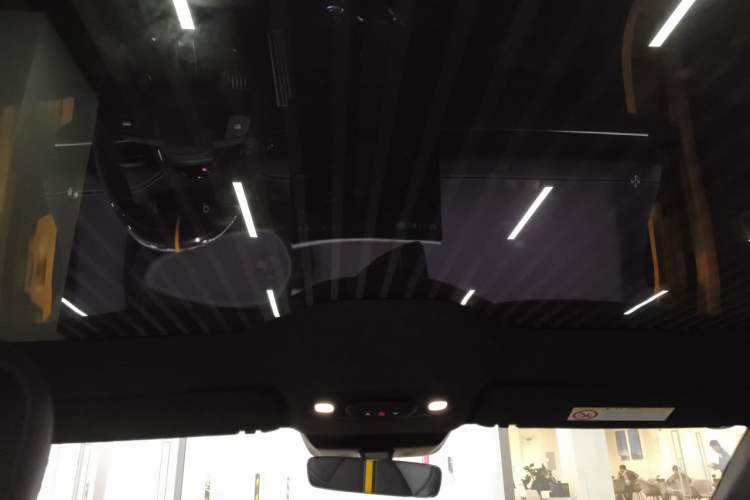 Used Xiaomi Auto SU7 Ultra 2025 Ultra Model Headliner