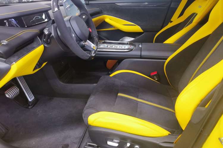 Used Xiaomi Auto SU7 Ultra 2025 Ultra Model Interior 1