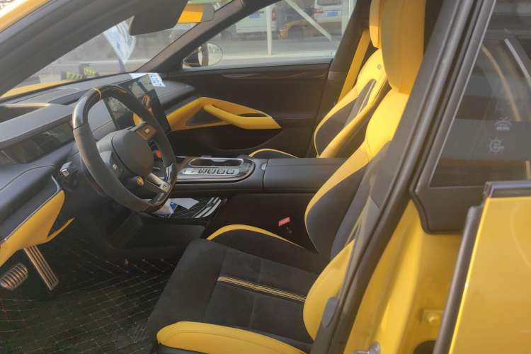 Used Xiaomi Auto SU7 Ultra 2025 Ultra Model Interior 1