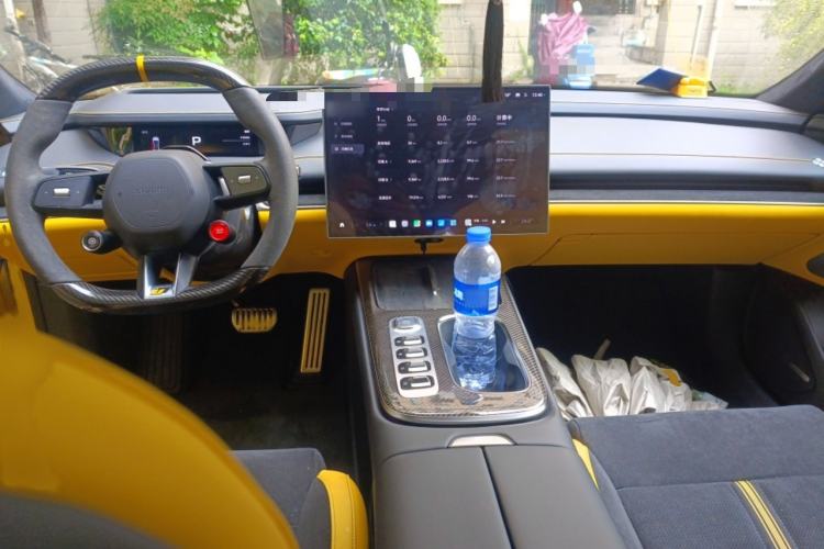 Used Xiaomi Auto SU7 Ultra 2025 Ultra Model Interior 2