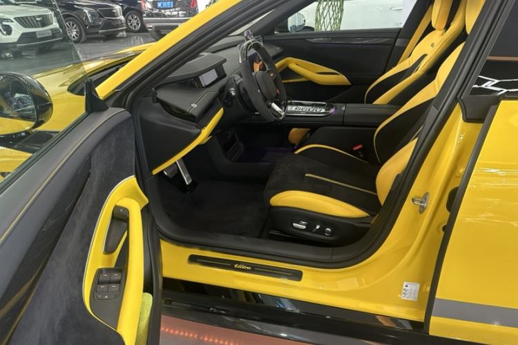 Used Xiaomi Auto SU7 Ultra 2025 Ultra Model Interior 2