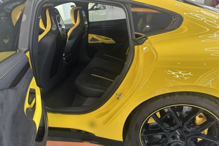 Used Xiaomi Auto SU7 Ultra 2025 Ultra Model Interior 3