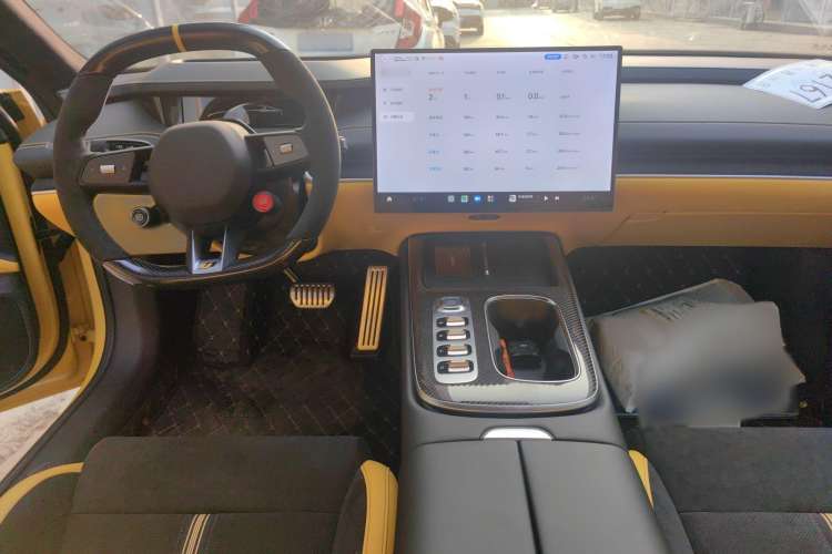Used Xiaomi Auto SU7 Ultra 2025 Ultra Model Interior 3