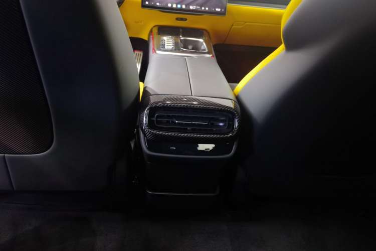 Used Xiaomi Auto SU7 Ultra 2025 Ultra Model Interior 6